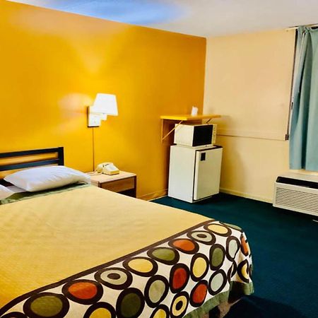 Red Carpet Inn & Suites Lima -Listing Partner المظهر الخارجي الصورة