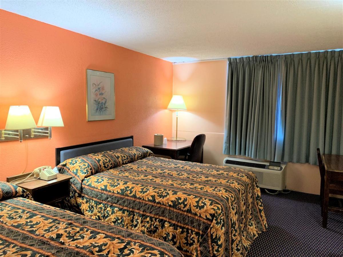 Red Carpet Inn & Suites Lima -Listing Partner المظهر الخارجي الصورة