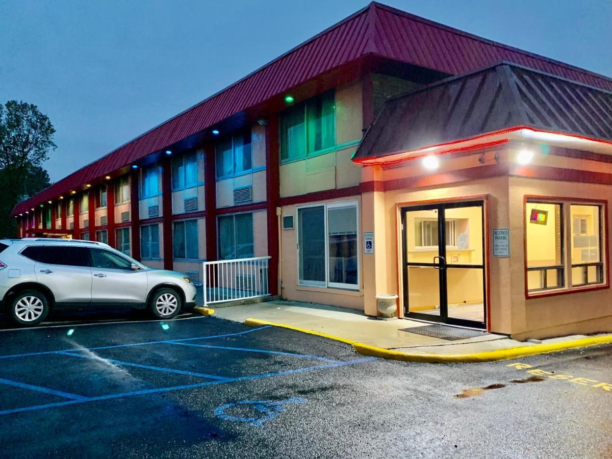 Red Carpet Inn & Suites Lima -Listing Partner المظهر الخارجي الصورة