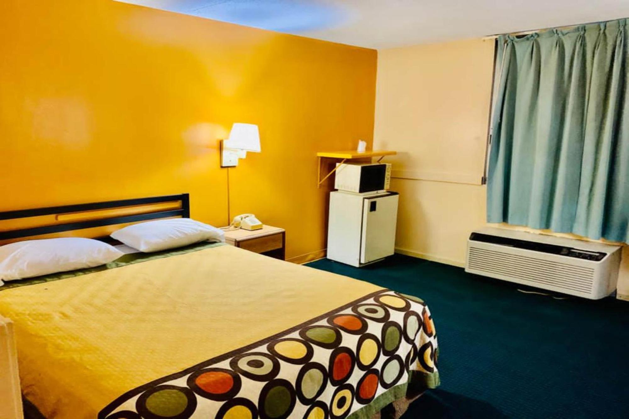 Red Carpet Inn & Suites Lima -Listing Partner المظهر الخارجي الصورة