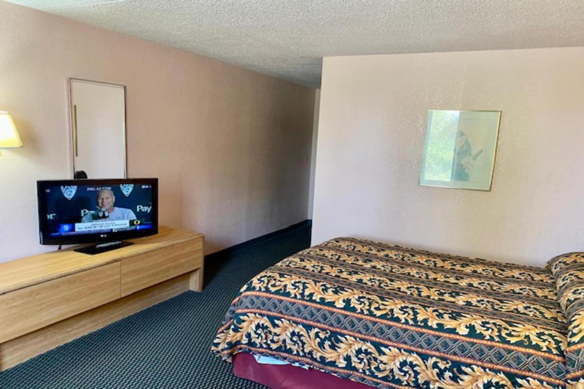 Red Carpet Inn & Suites Lima -Listing Partner المظهر الخارجي الصورة