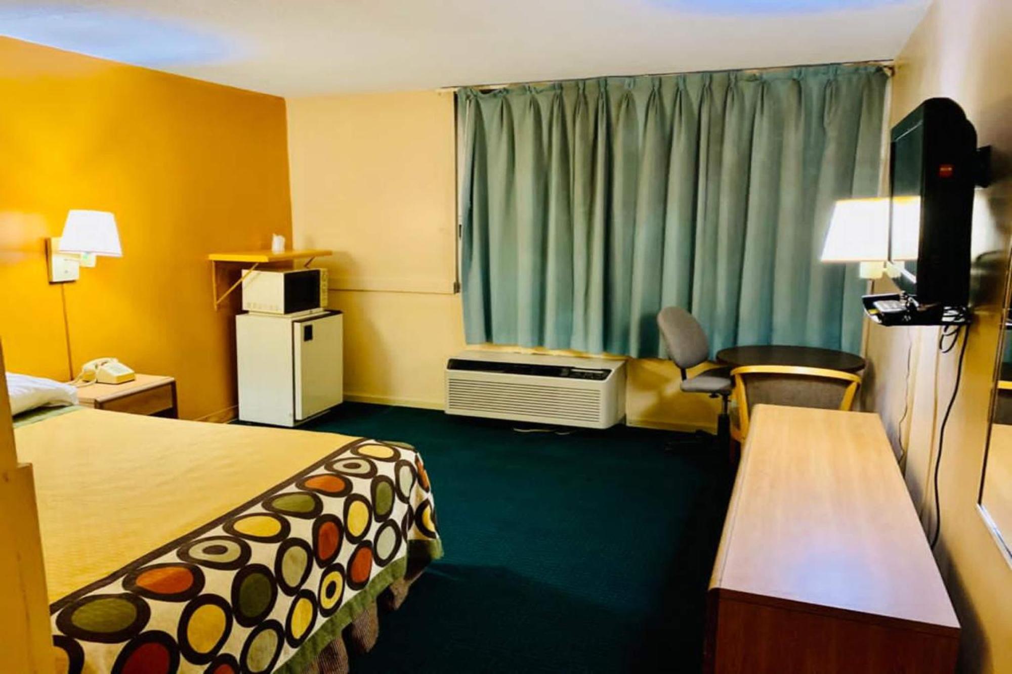 Red Carpet Inn & Suites Lima -Listing Partner المظهر الخارجي الصورة