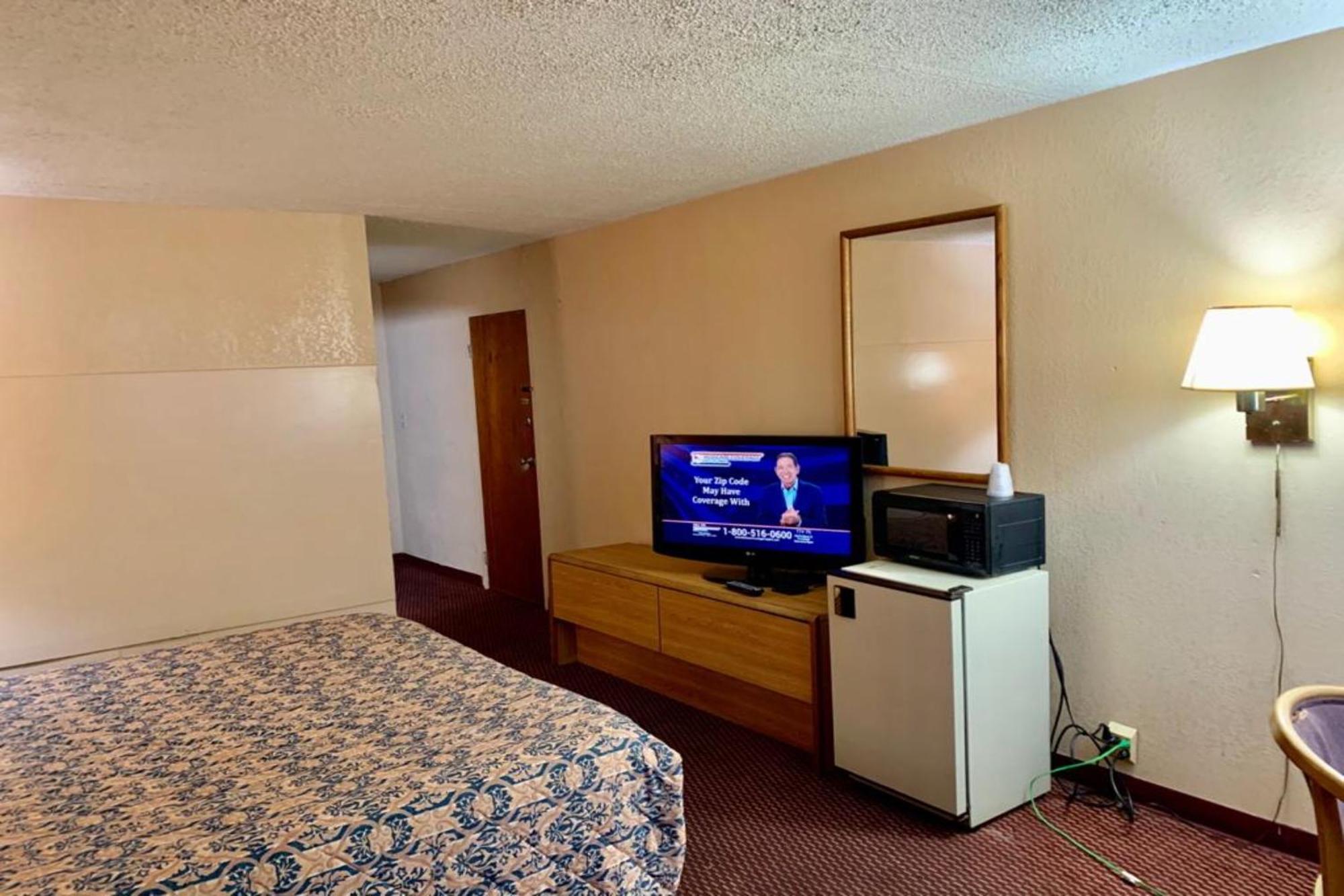 Red Carpet Inn & Suites Lima -Listing Partner المظهر الخارجي الصورة