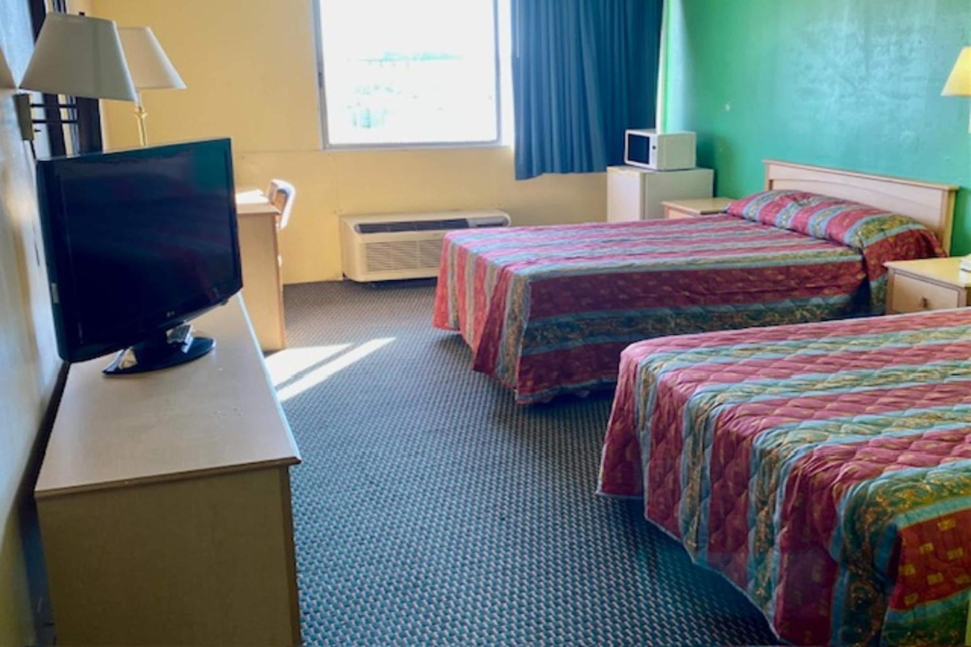 Red Carpet Inn & Suites Lima -Listing Partner المظهر الخارجي الصورة