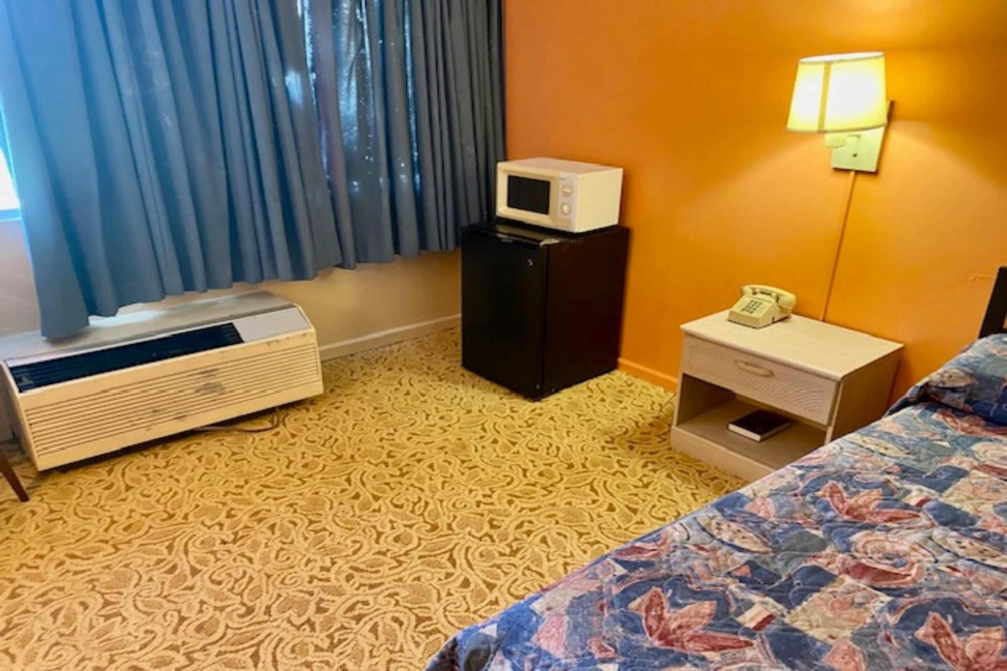 Red Carpet Inn & Suites Lima -Listing Partner المظهر الخارجي الصورة