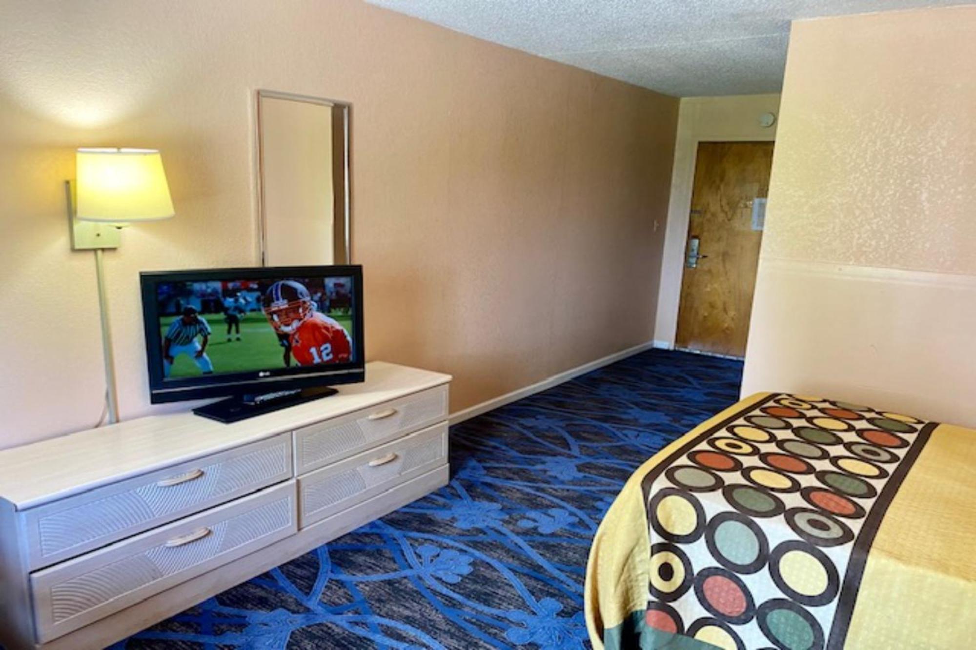 Red Carpet Inn & Suites Lima -Listing Partner المظهر الخارجي الصورة