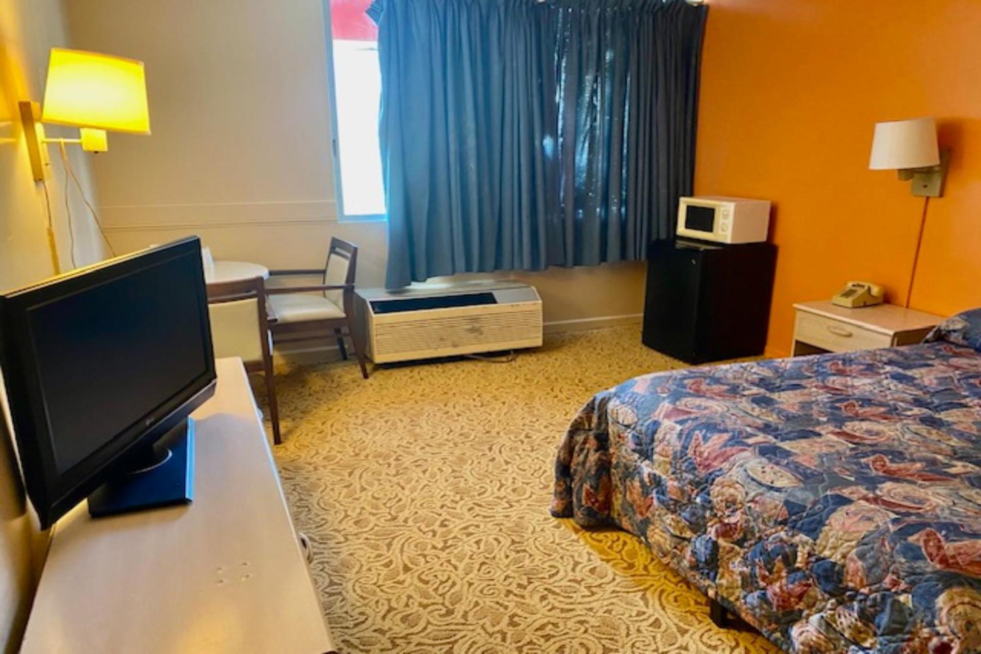 Red Carpet Inn & Suites Lima -Listing Partner المظهر الخارجي الصورة