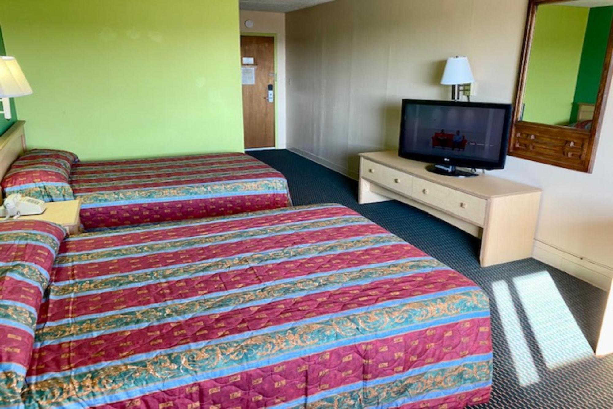 Red Carpet Inn & Suites Lima -Listing Partner المظهر الخارجي الصورة